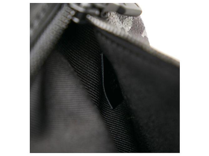 Bumbag Borsello da cintura Louis Vuitton Monogram Galaxy Discovery Nero - vista 7