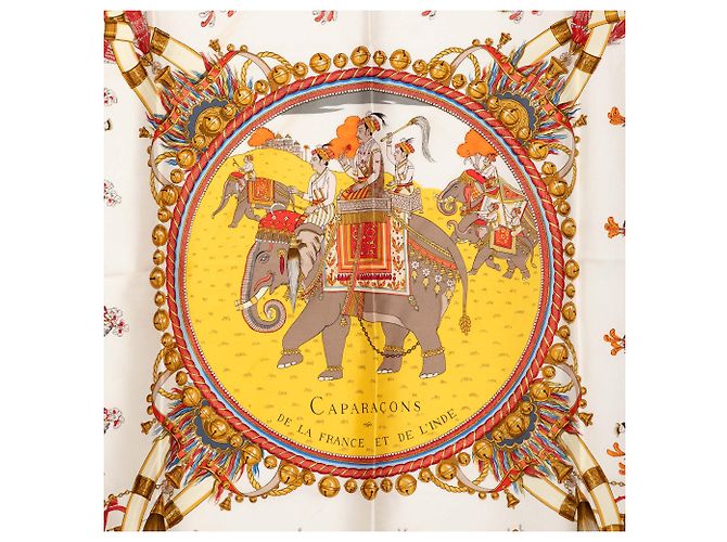 Foulard di seta Hermès Caparacons De La France Et De L Inde Giallo 90 - vista 2
