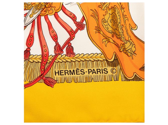 Foulard di seta Hermès Caparacons De La France Et De L Inde Giallo 90 - vista 3