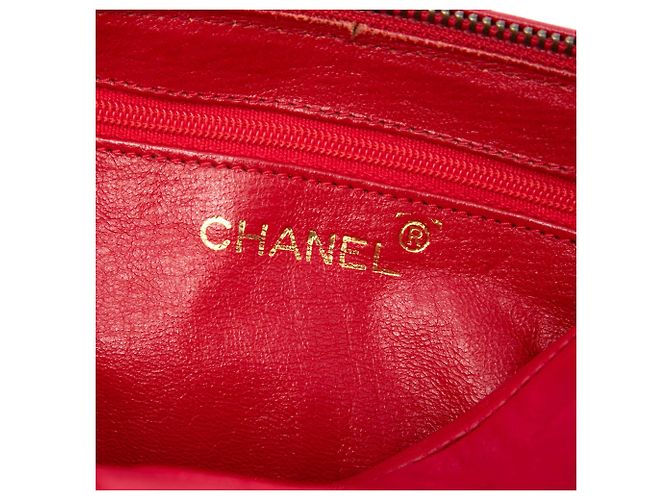 Borsa a tracolla Chanel Mini Quilted Lambskin Tassel Barrel rossa Rosso - vista 5