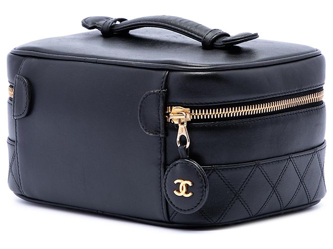 Vanity Necessaire Chanel CC em pele de cordeiro acolchoada preta Preto - vista 2