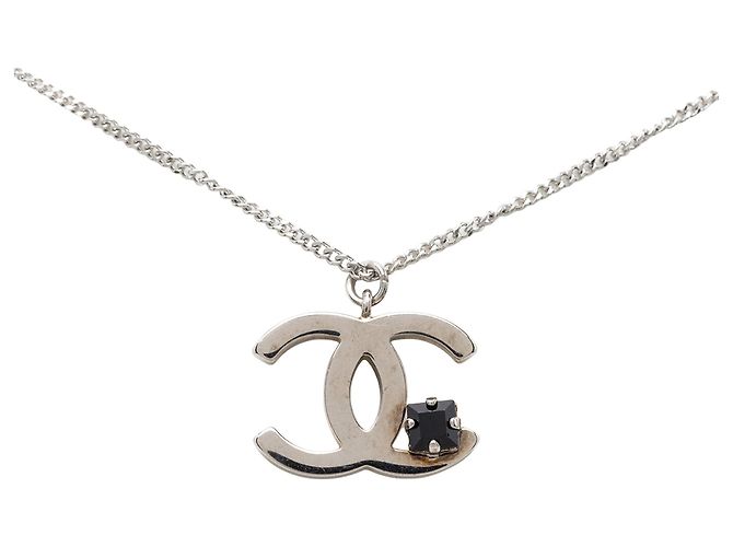 Collana con pendente Chanel CC in cristallo e ottone argentato Argento - vista 2