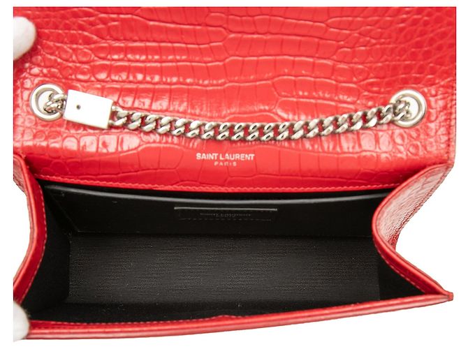 Bolsa Tiracolo Saint Laurent Kate Small em couro com relevo de crocodilo vermelha com monograma e tassel Vermelho - vista 4