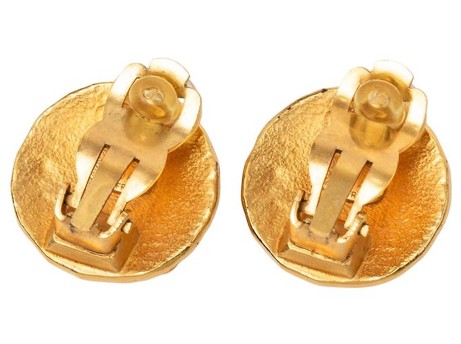 Orecchini a clip rotondi Chanel CC placcati oro D'oro - vista 2