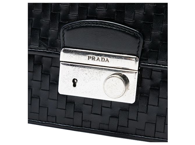 Prada Woven Madras Leder-Schultertasche mit Kette und Klappe in Schwarz - Ansicht 5