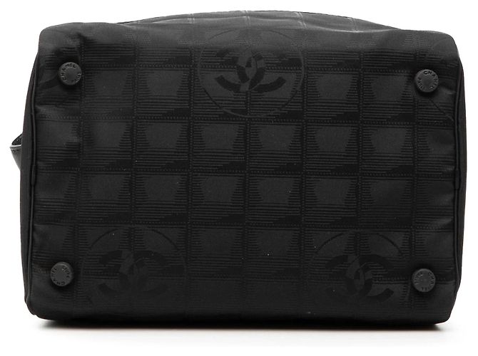 Vanity Necessaire Chanel New Travel Line in nylon nero - vista 3