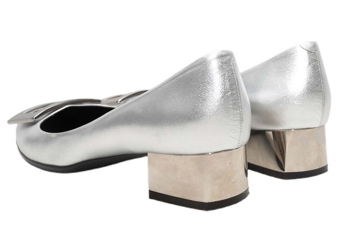 Roger Vivier Pumps mit Schnalle in Silber Größe 39.5 - Ansicht 4