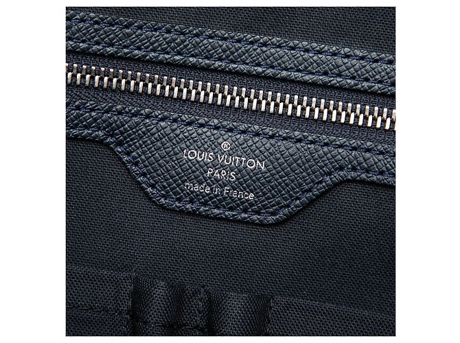 Borsa Business Louis Vuitton Taiga Vassili PM Blu - vista 5