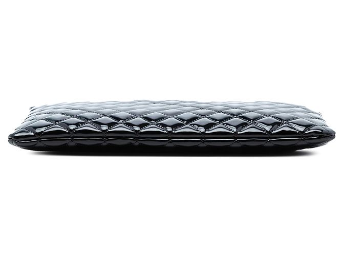 Clutch Chanel Large Quilted Patent O Case Nera Nero - vista 3
