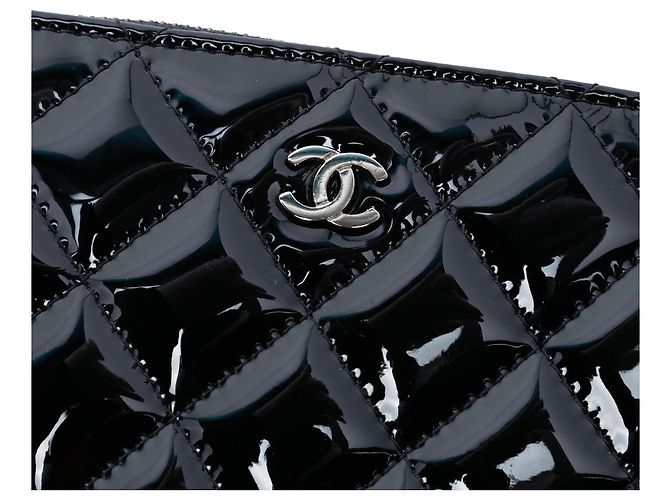 Clutch Chanel Large Quilted Patent O Case Nera Nero - vista 5