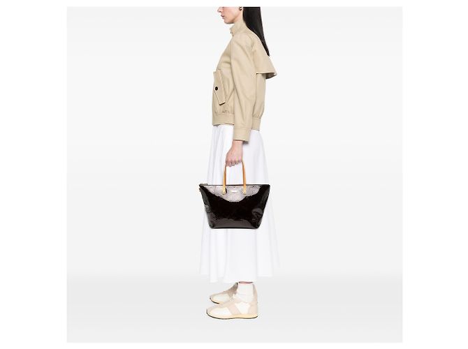 Borsa Tote Louis Vuitton Monogram Vernis Bellevue GM Purple Marrone - vista 7