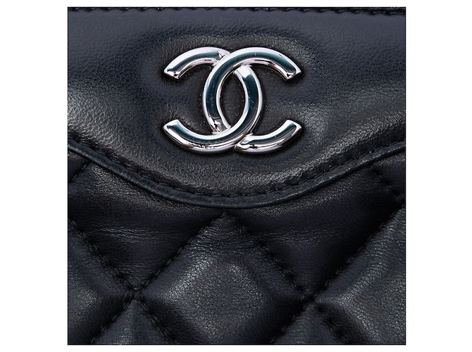 Chanel CC Frame Clutch aus gestepptem Lammleder in Schwarz - Ansicht 5