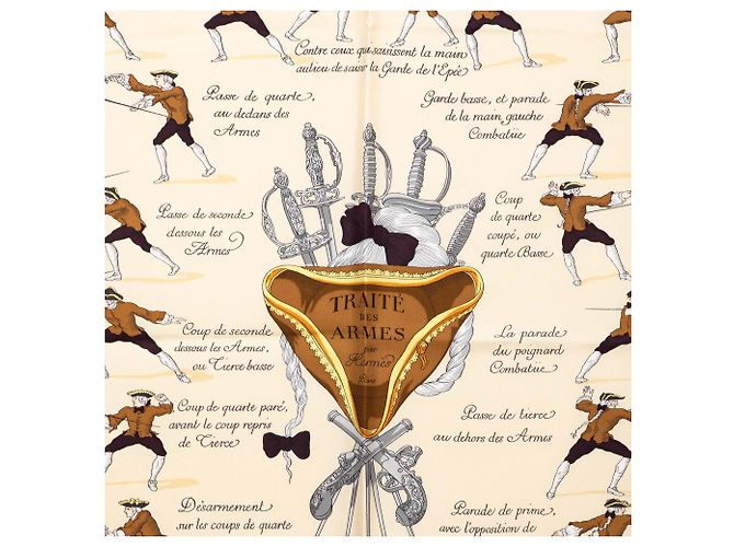 Pañuelo de seda Hermès Traite Des Armes Beige 90 - vista 2