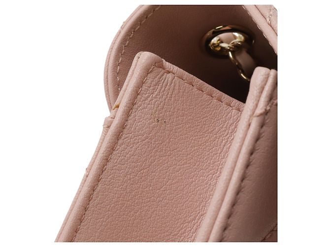 Mini borsa a tracolla Chanel Beauty Lock in pelle di pecora trapuntata rosa - vista 6