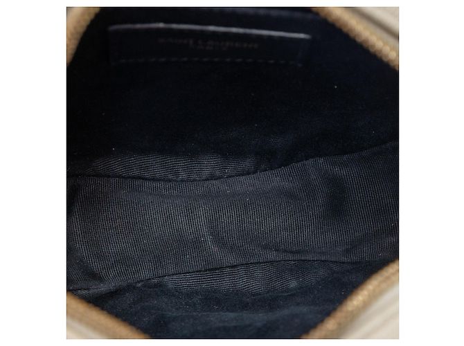 Borsa Camera Round in Vinile Chevron Grain De Poudre Bianca Saint Laurent Bianco - vista 4