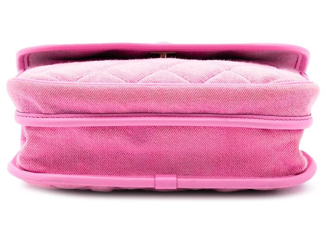 Borsa a tracolla Chanel Small CC Quilted Denim Messenger Flap Rosa - vista 3