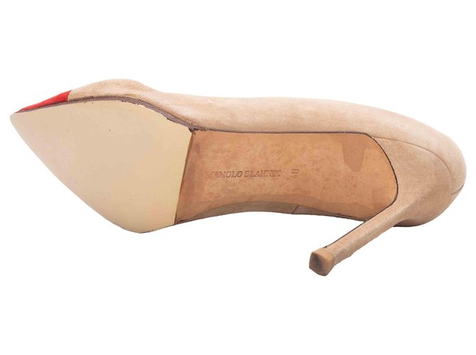 Décolleté in camoscio con punta a spillo e cap-toe Manolo Blahnik Beige & Red Taglia 40 - vista 5