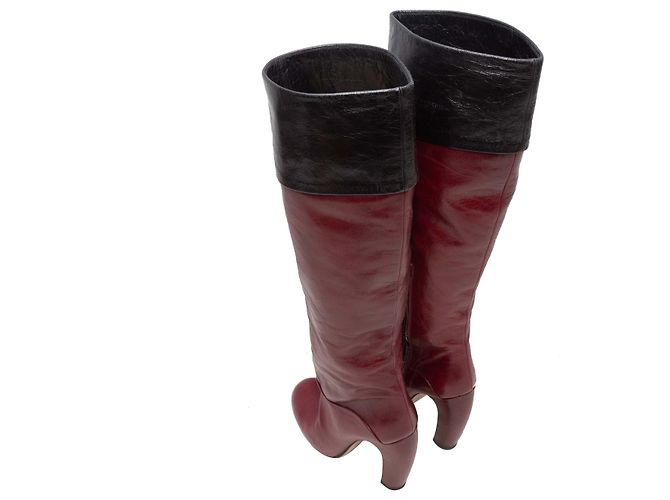 Botas de tacón alto Miu Miu Burdeos y Negro Talla 36 Roja - vista 3