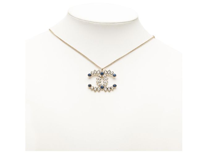 Collana con pendente Chanel CC placcata oro e cabochon strass D'oro - vista 6