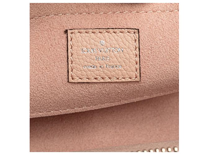 Borsa a tracolla Louis Vuitton Monogram Mahina Scala Mini Pouch Rosa - vista 5