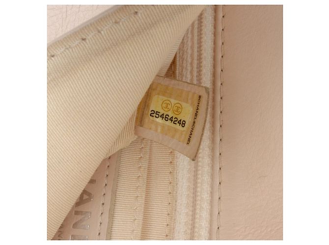 Borsa a tracolla Chanel in vitello matelassé Tan con patta e catena goffrata Cammello - vista 6