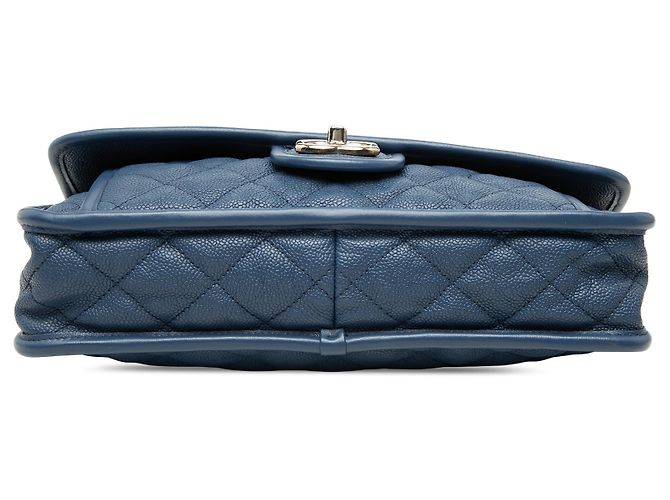 Borsa a tracolla Chanel Medium Caviar French Riviera Flap Blu - vista 3
