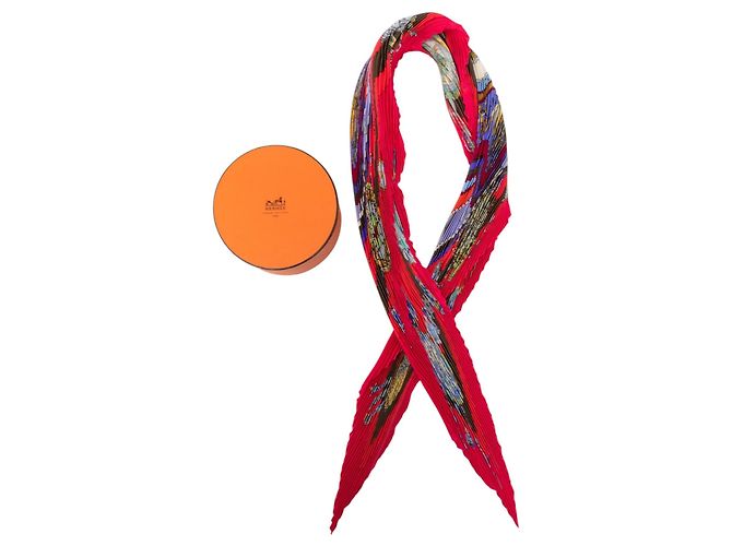 Foulard in seta plissettata rosso Hermès Parmi Les Fleurs Je Compte Les Heures - vista 7