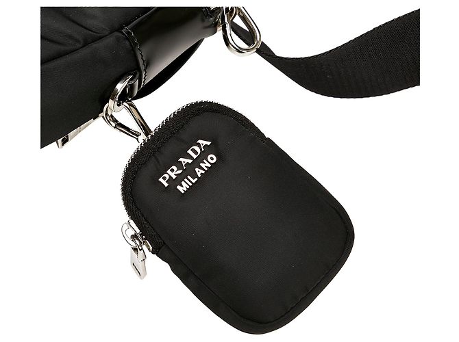 Prada Re-Nylon & Spazzolato Crossbody-Tasche mit Taschen in Schwarz - Ansicht 13