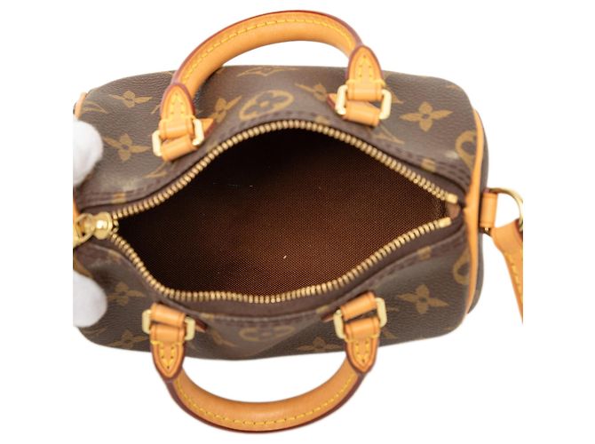 Borsa Louis Vuitton Monogram Nano Speedy Bandouliere Marrone - vista 4
