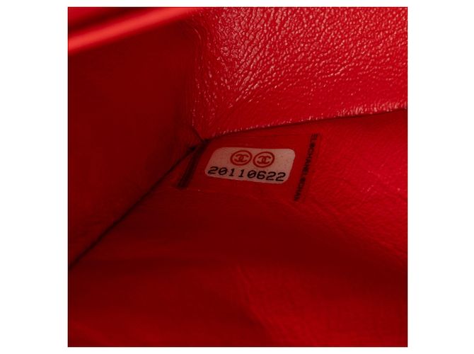 Chanel Medium Classic Double Flap Schultertasche aus rotem Samt - Ansicht 6