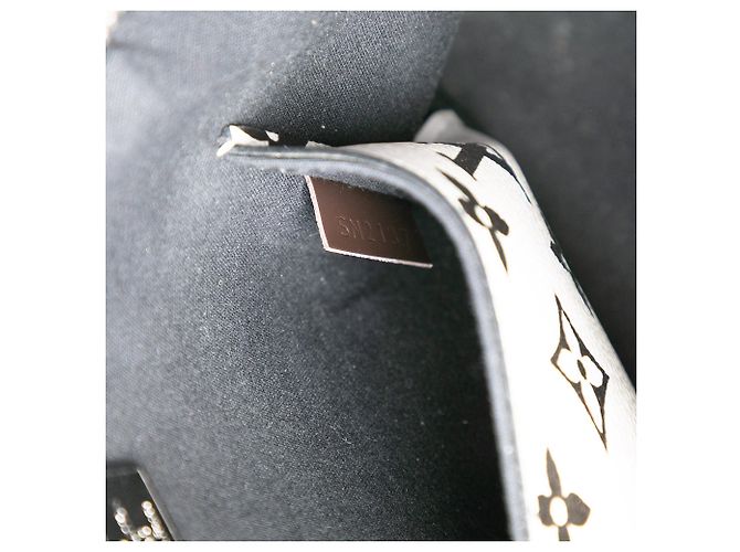 Borsa Satchel Louis Vuitton Vernis Miroir Alma BB Rosa - vista 5