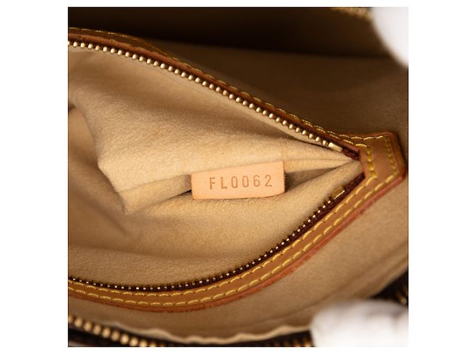 Borsa a tracolla Louis Vuitton Monogram Looping MM Marrone - vista 6