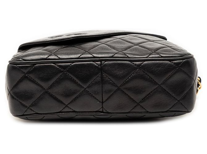 Borsa Camera Chanel Mini CC Quilted in pelle d'agnello nera con nappina Nero - vista 3