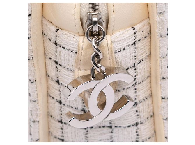 Borsa Shopping Chanel Small in Tweed e Resina Bianca con Cerniera Bianco - vista 7
