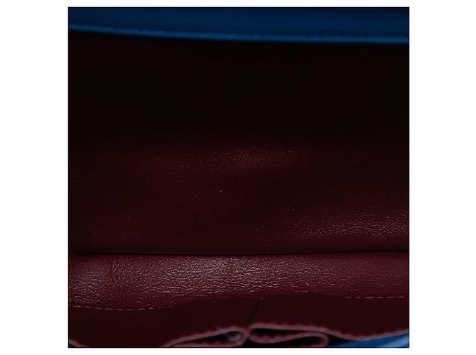 Borsa a tracolla Chanel Medium in agnello trapuntato blu Trendy CC Flap - vista 4