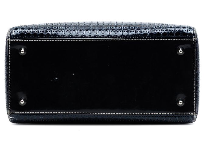 Bolsa Lady Dior Medium Ombre Metallic Prateada em Patent Microcannage Prata - vista 3