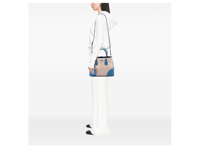 Double bolsa Saffiano bege com acabamento em couro Prada Medium - vista 6