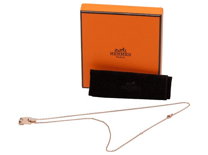 Collana con pendente Eileen in smalto e placcato oro Gold Hermès D'oro - vista 6