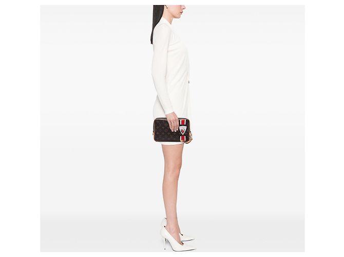 Clutch Pavel Monogram China Run marrone Louis Vuitton - vista 6