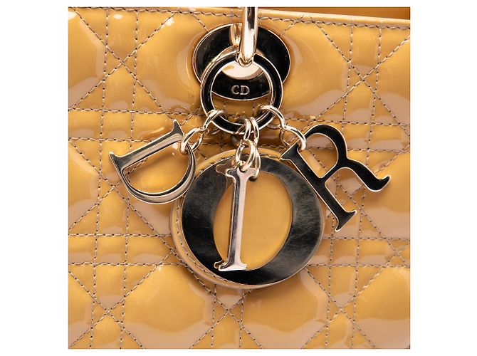 Borsa Lady Dior Large in vernice cannage giallo - vista 5