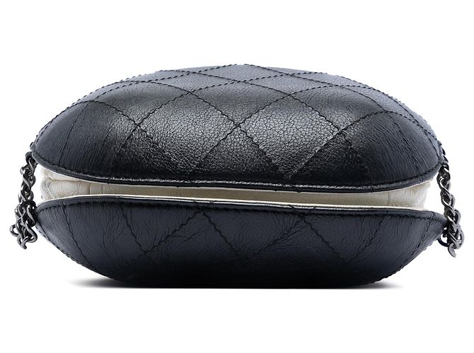 Chanel Gabrielle Bucket Bag Small Bicolor aus gestepptem Kalbsleder schwarz - Ansicht 3