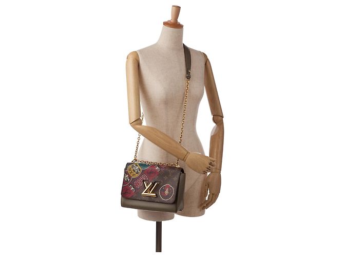 Twist Borsa a tracolla marrone Louis Vuitton Monogram Boite Chapeaux Souple MM - vista 12