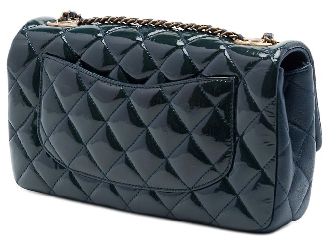 Borsa a tracolla Chanel Paris Salzburg Medium in vernice e pelle di capra blu con occhielli CC - vista 2