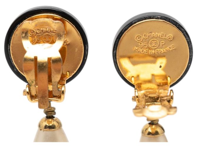 Orecchini pendenti Chanel CC placcati oro, perle finte e resina D'oro - vista 3