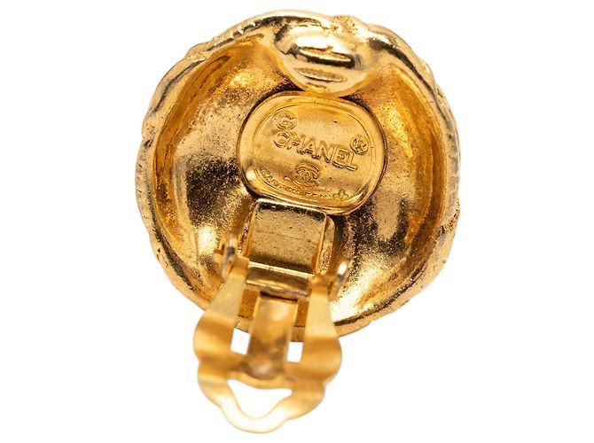 Orecchini a clip rotondi Chanel CC placcati oro D'oro - vista 3