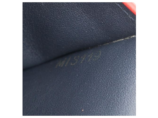 Cartera compacta Louis Vuitton Taurillon Capucines azul - vista 6