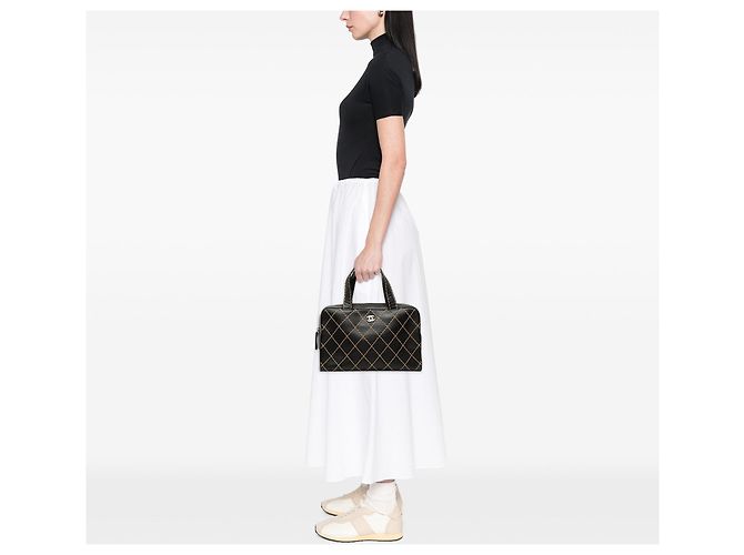Borsa Chanel CC in agnello nero con cuciture wild stitch - vista 8