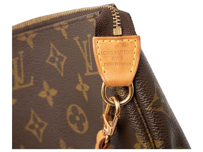 Borsa a tracolla Louis Vuitton Monogram Pochette Accessoires marrone - vista 6