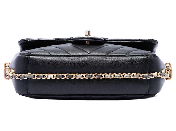 Borsa a tracolla Chanel Mini Rectangular Chevron Lambskin Chain Around Flap nera Nero - vista 3