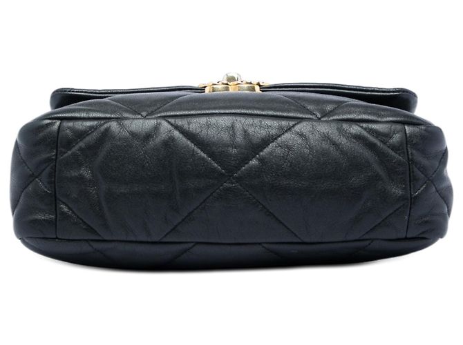 Borsa Chanel 19 in agnello nero, misura Medium - vista 3
